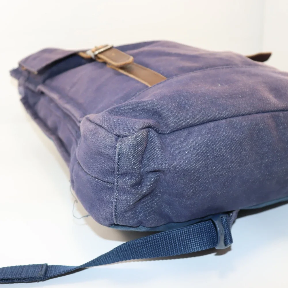 Herschel Supply Co. embrace your